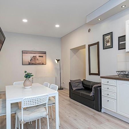 City Centre 3Bd Apartment By Hostlovers カウナス エクステリア 写真