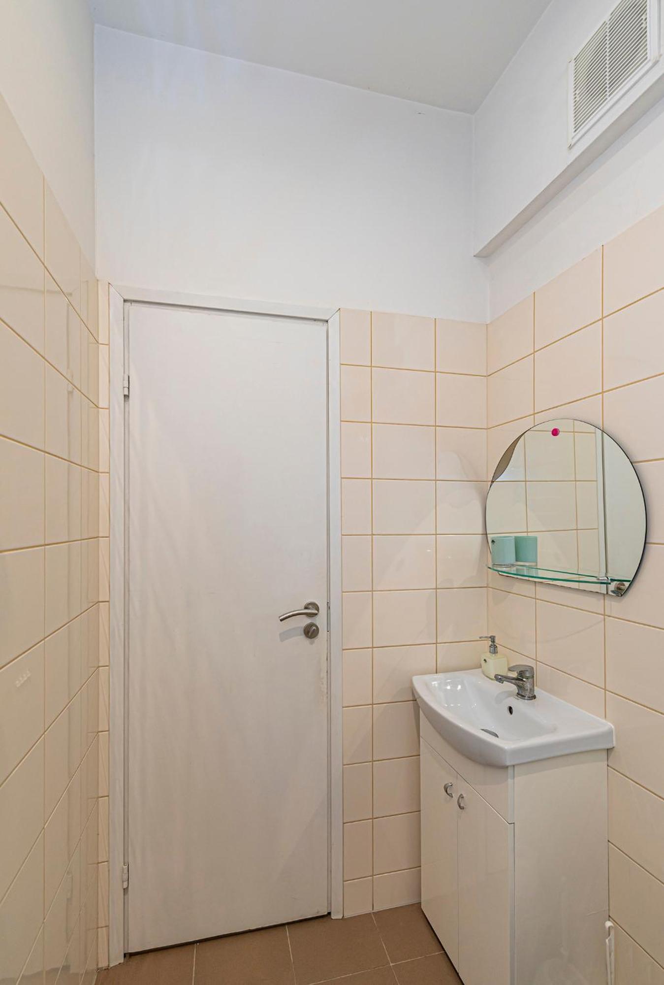 City Centre 3Bd Apartment By Hostlovers カウナス エクステリア 写真