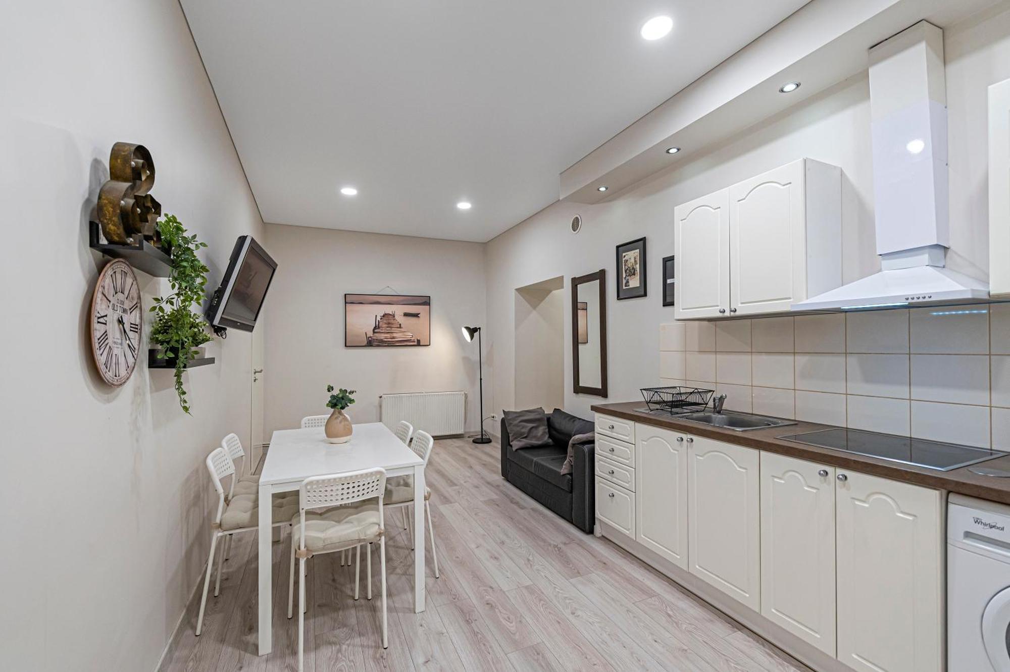 City Centre 3Bd Apartment By Hostlovers カウナス エクステリア 写真