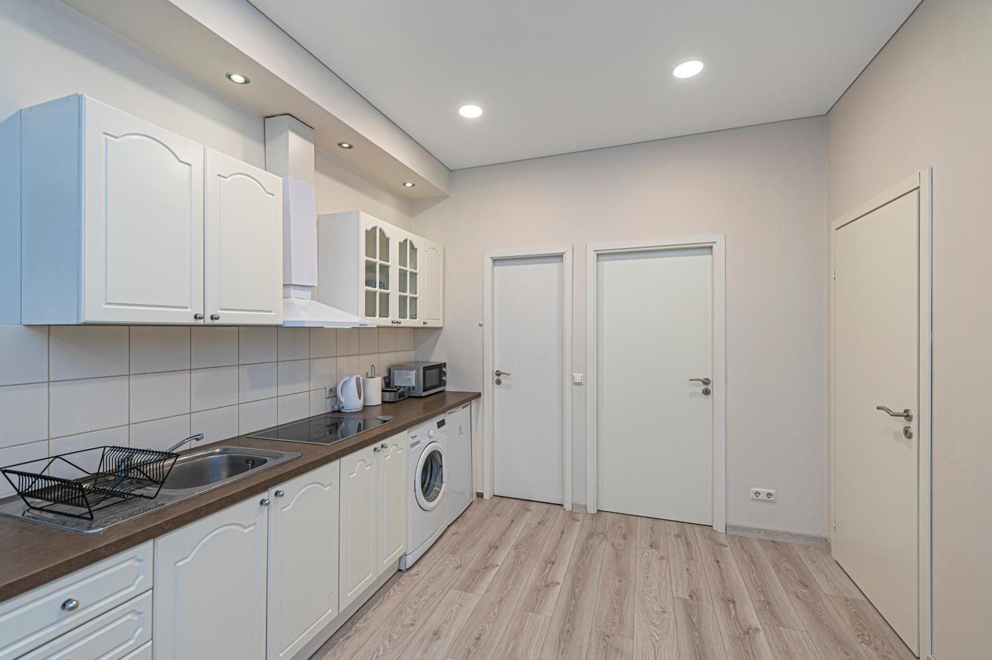 City Centre 3Bd Apartment By Hostlovers カウナス エクステリア 写真
