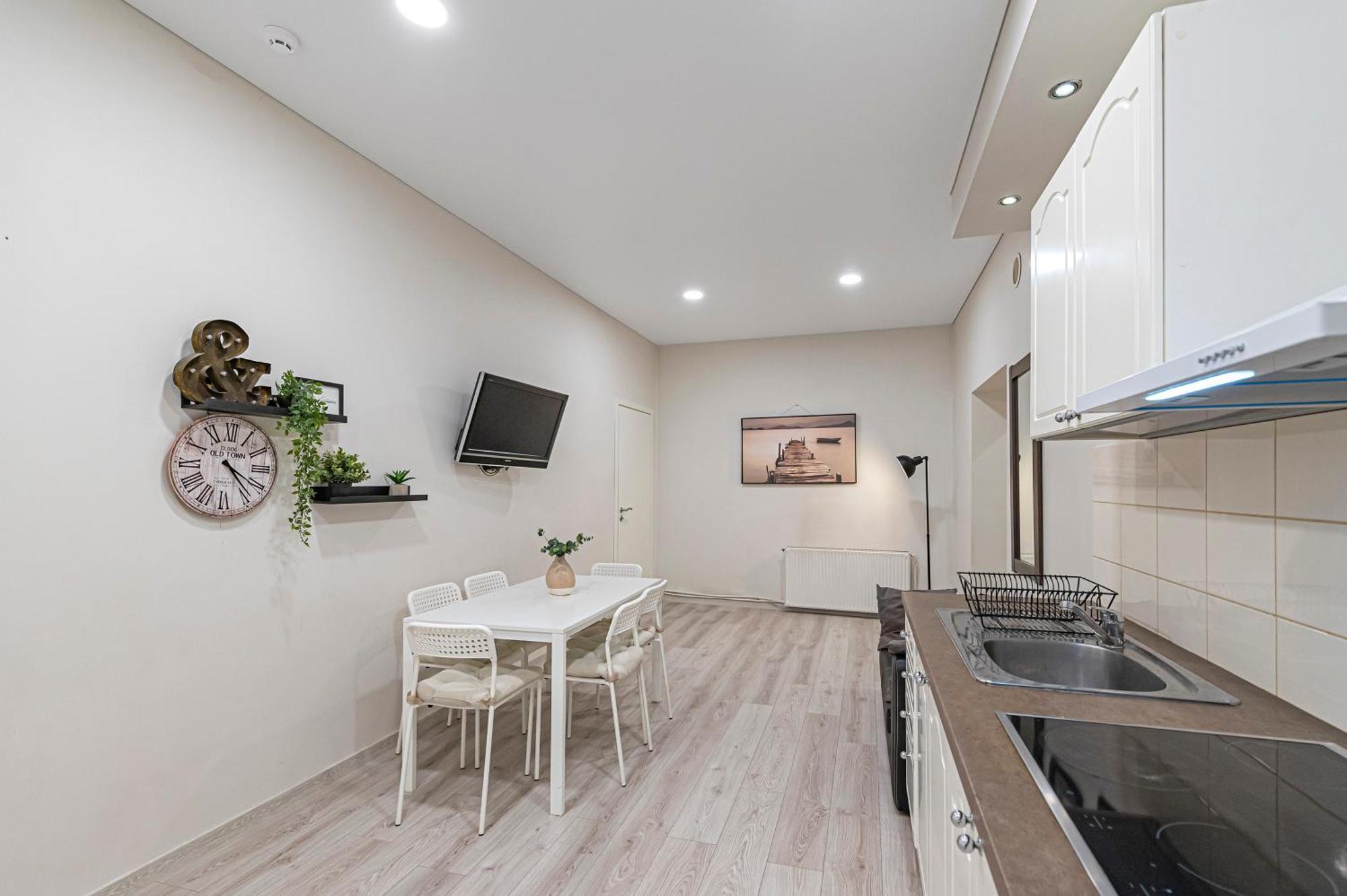 City Centre 3Bd Apartment By Hostlovers カウナス エクステリア 写真