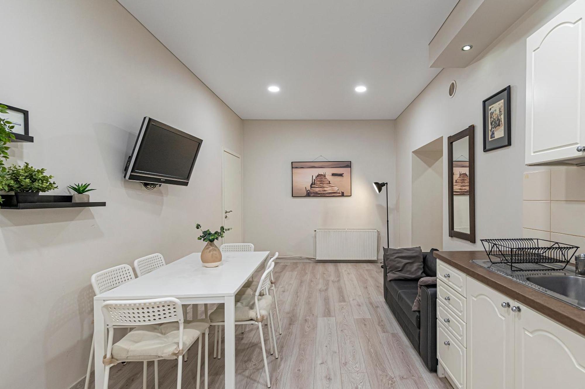 City Centre 3Bd Apartment By Hostlovers カウナス エクステリア 写真