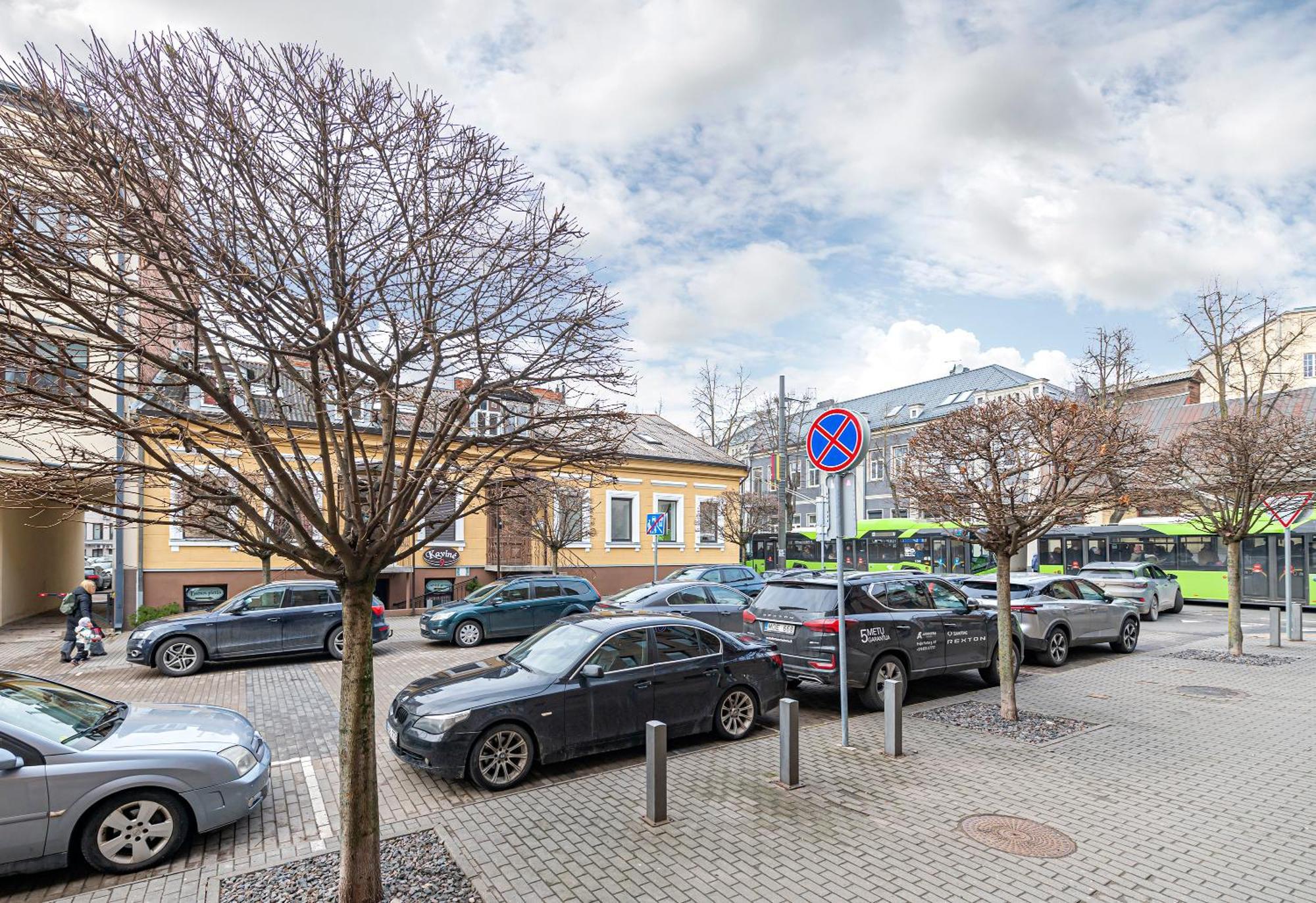 City Centre 3Bd Apartment By Hostlovers カウナス エクステリア 写真